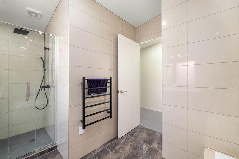 Photo of property in 3 Caldberg Close, Westmorland, Christchurch, 8025