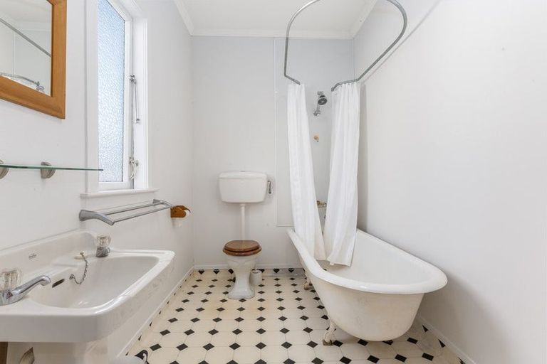 Photo of property in 8 Blythe Street, Berhampore, Wellington, 6023