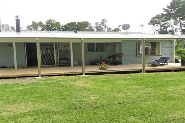 Photo of property in 5 Gilmore Road, Glenbrook, Waiuku, 2681