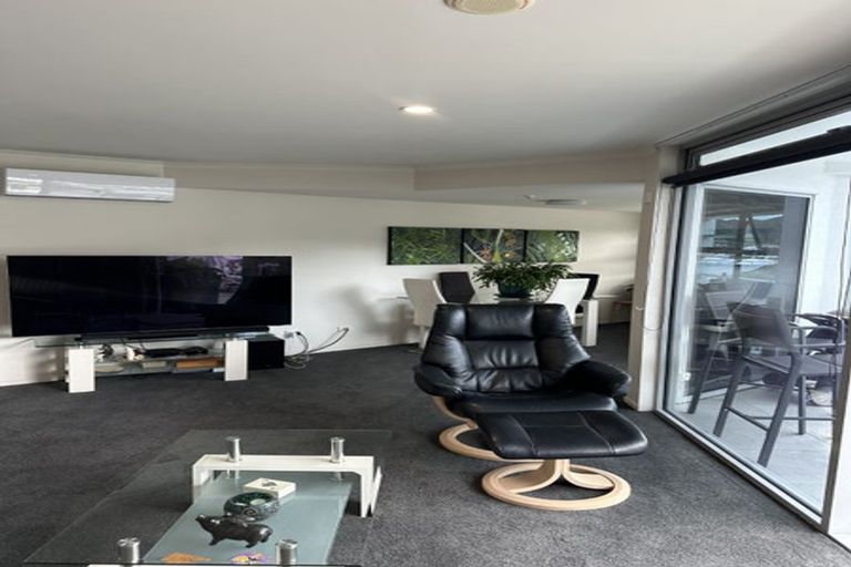 Photo of property in Oxleys Rock Apartments, 205/6 London Quay, Picton, 7220