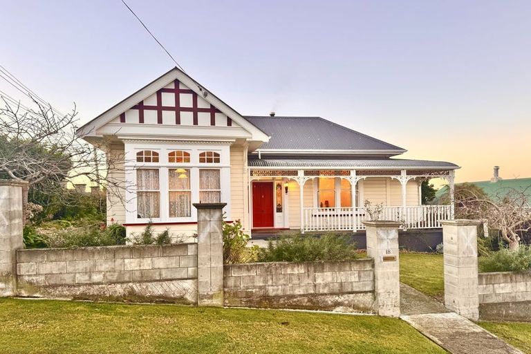 Photo of property in 18 Wansbeck Street, South Hill, Oamaru, 9400