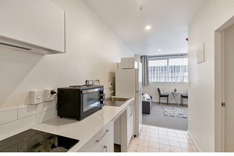 Photo of property in Regency Apartments, 3d/49 Manners Street, Te Aro, Wellington, 6011