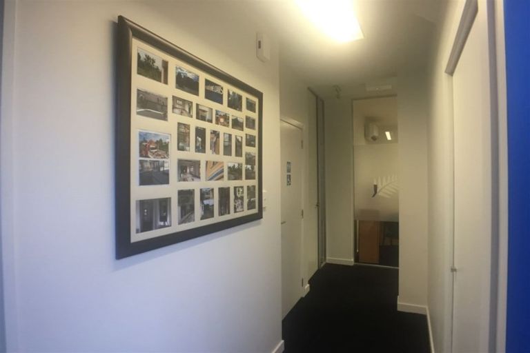 Photo of property in 4 Whitmore Street, Edgeware, Christchurch, 8013