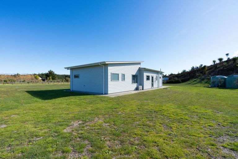 Photo of property in 14 Kanuka Drive, Waitarere, Levin, 5510