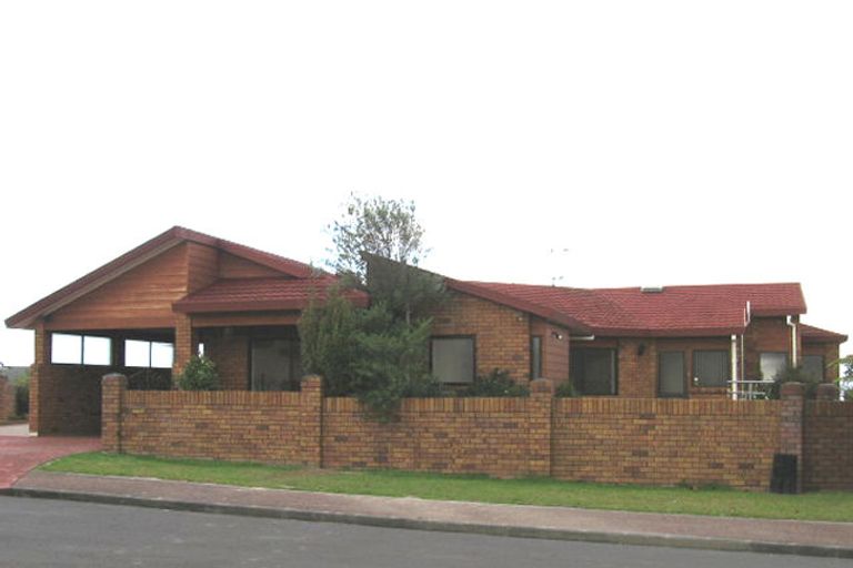 Photo of property in 29 Reflection Drive, West Harbour, Auckland, 0618