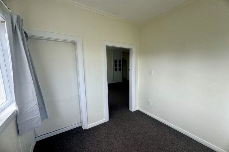 Photo of property in 68 Main Road, Titahi Bay, Porirua, 5022