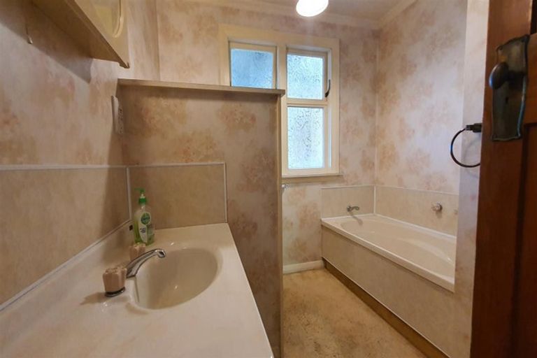 Photo of property in 59 Rhodes Street, Waimate, 7924