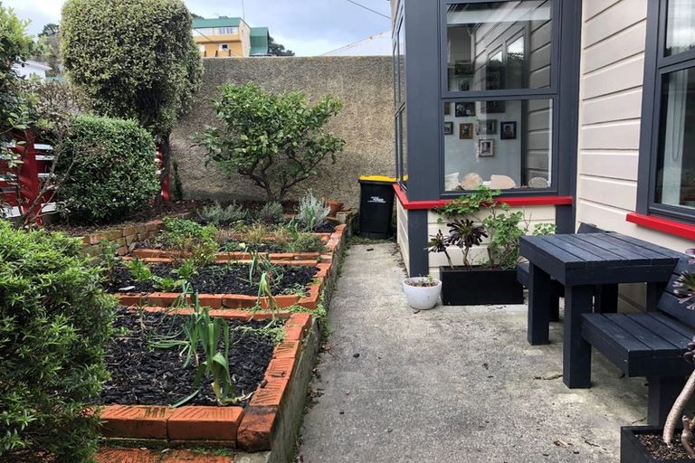 Photo of property in 28 Hiropi Street, Newtown, Wellington, 6021