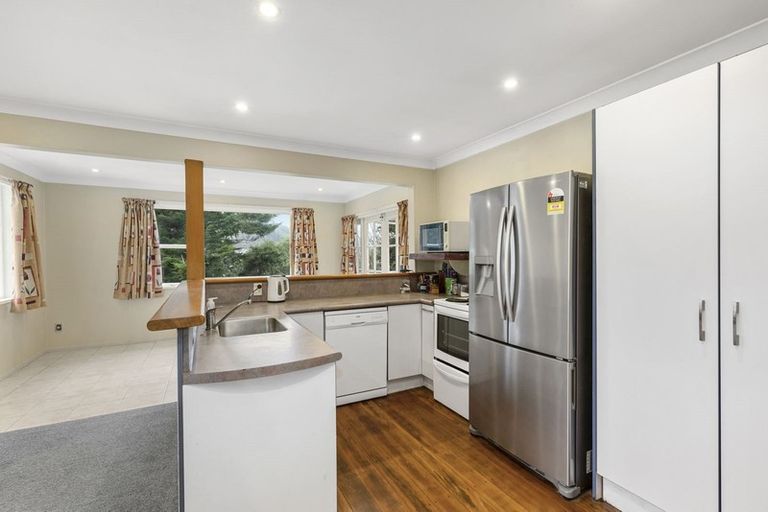 Photo of property in 131 Wellington Road, Wainuiomata, Lower Hutt, 5014