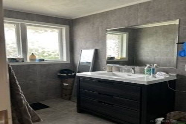 Photo of property in 2/19 Bucklands Beach Road, Bucklands Beach, Auckland, 2012