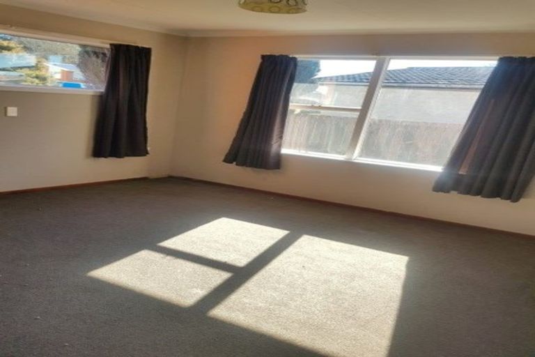 Photo of property in 71 Lauder Crescent, Heidelberg, Invercargill, 9812