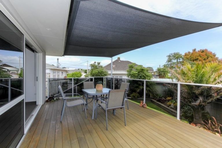 Photo of property in 6 Normanby Street, Fitzroy, New Plymouth, 4312