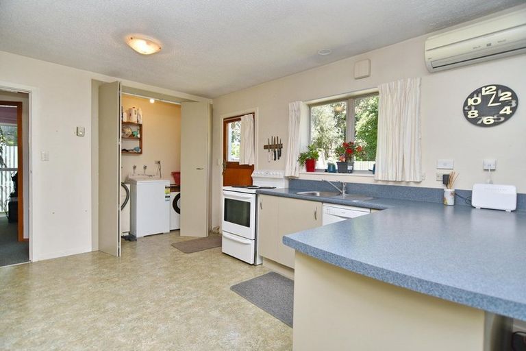 Photo of property in 6b Doggett Place, Rangiora, 7400