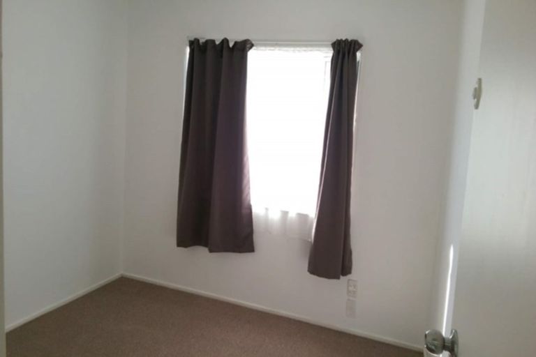 Photo of property in 16 Covina Place, Somerville, Auckland, 2014