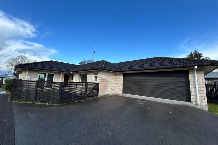 Photo of property in 168 Otumoetai Road, Brookfield, Tauranga, 3110