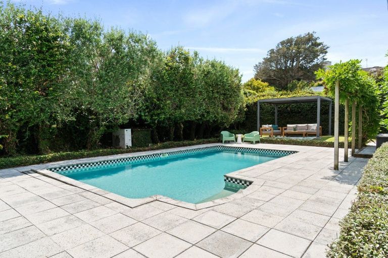 Photo of property in 34 Pukerangi Crescent, Ellerslie, Auckland, 1051