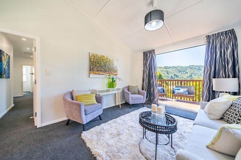 Photo of property in 17a Willis Grove, Wainuiomata, Lower Hutt, 5014