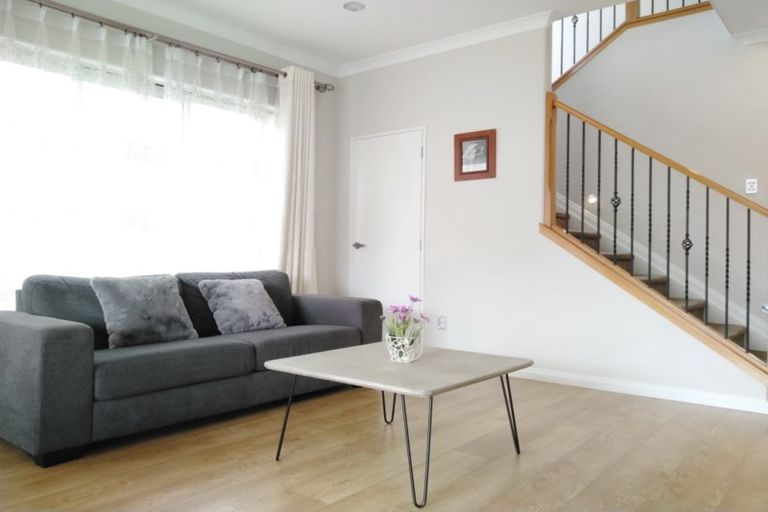 Photo of property in 11 Ballindrait Drive, Flat Bush, Auckland, 2019