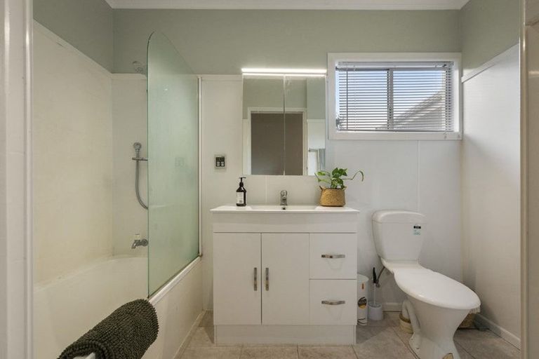 Photo of property in 20 Moana Drive, Tanners Point, Katikati, 3177