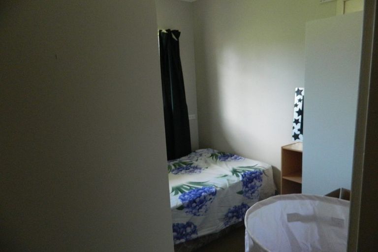 Photo of property in 2/6 Keldale Place, Forrest Hill, Auckland, 0620