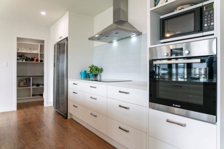 Photo of property in 11 Mike Smith Drive, Cambridge, 3434