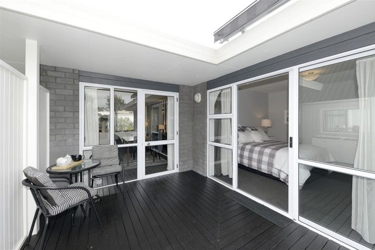 Photo of property in 5b Memorial Avenue, Ilam, Christchurch, 8053