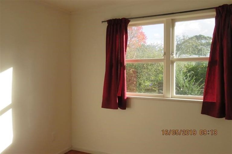 Photo of property in 16 Ascot Avenue, Henderson, Auckland, 0610
