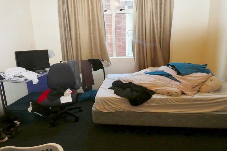 Photo of property in 247 Castle Street, Dunedin Central, Dunedin, 9016