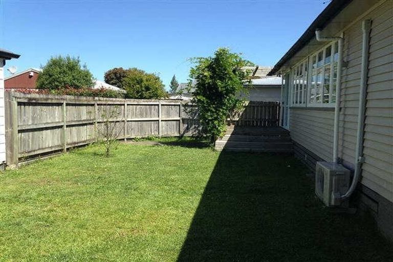 Photo of property in 1068 Heaphy Terrace, Fairfield, Hamilton, 3214