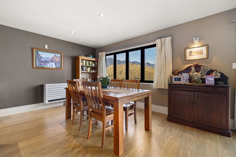 Photo of property in 105 Goldfield Heights, Queenstown, 9300
