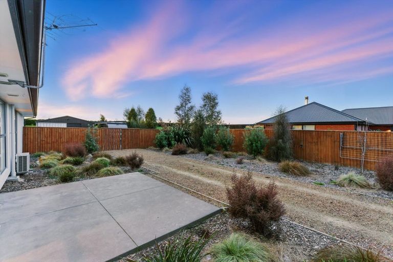 Photo of property in 33 Silver Peaks Drive, West Melton, 7618