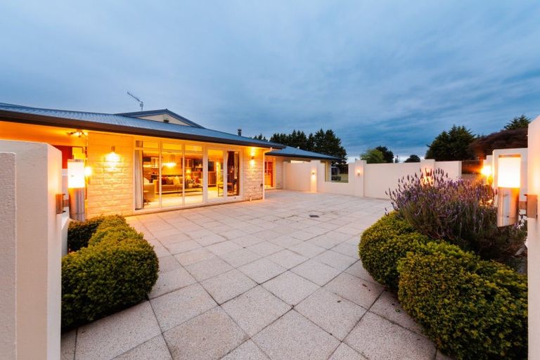 Photo of property in 5 Te Arakura Road, Newbury, Feilding, 4775