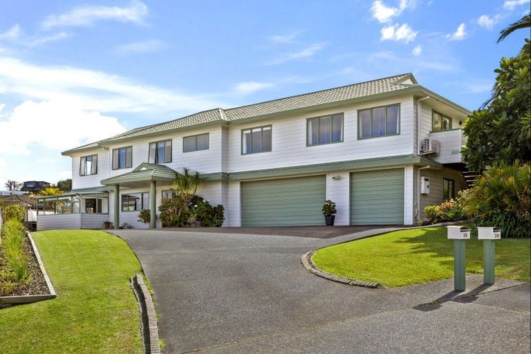 Photo of property in 26 Waldorf Crescent, Orewa, 0931