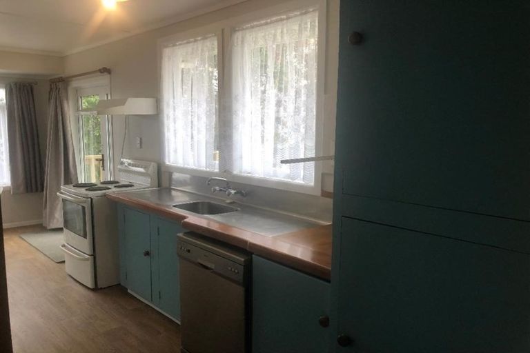 Photo of property in 109 Gillies Avenue, Taupo, 3330