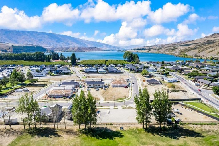 Photo of property in 17 Wallis Drive, Cromwell, 9310