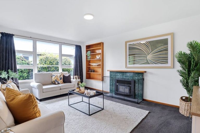 Photo of property in 29 Oldwood Street, Bishopdale, Christchurch, 8053