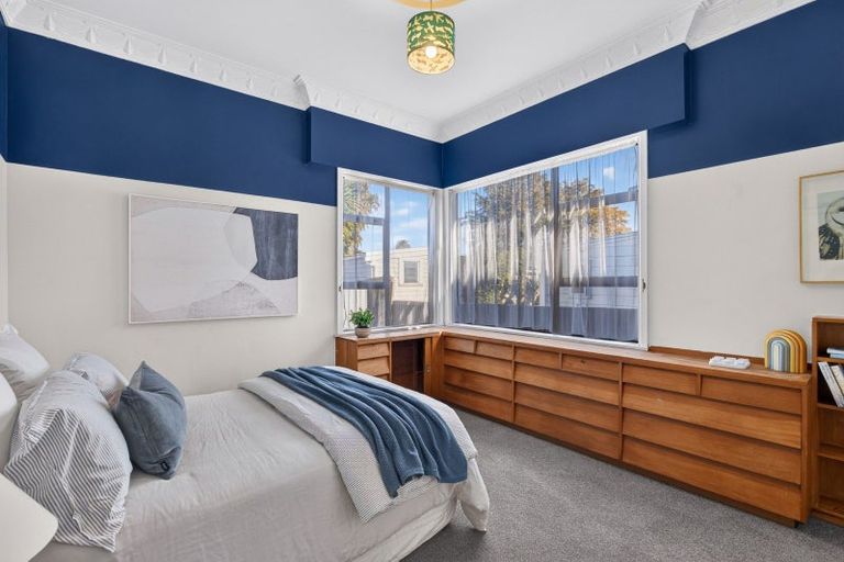 Photo of property in 70 Nelson Crescent, Napier South, Napier, 4110