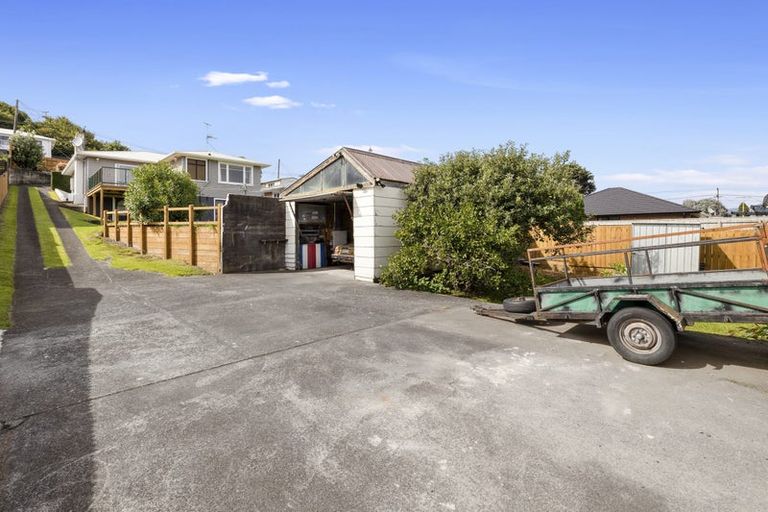 Photo of property in 7 Mount View Place, Spotswood, New Plymouth, 4310