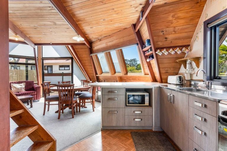 Photo of property in 68a Vista Paku, Pauanui, Hikuai, 3579