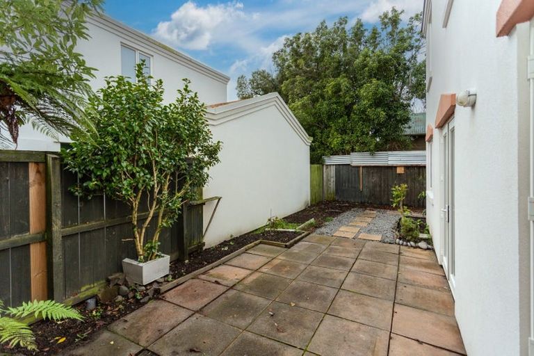 Photo of property in 64b Peverel Street, Riccarton, Christchurch, 8041