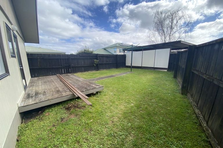 Photo of property in 88 Hepburn Road, Glendene, Auckland, 0602