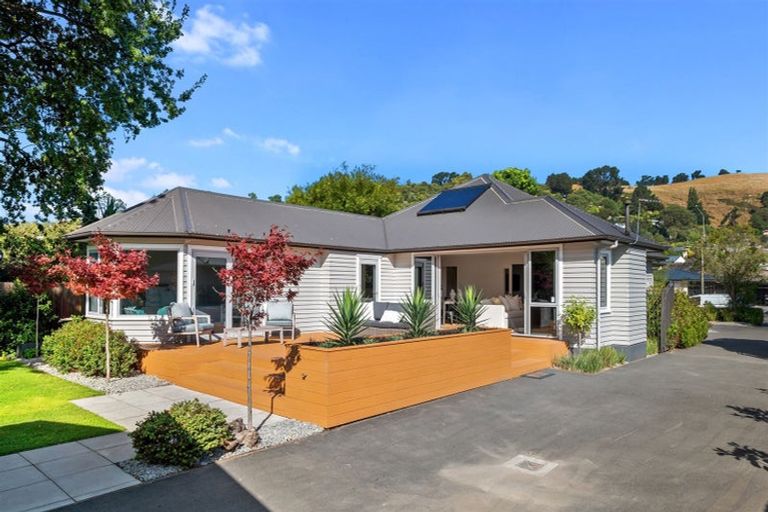 Photo of property in 275 Centaurus Road, Hillsborough, Christchurch, 8022