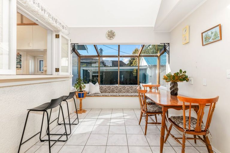 Photo of property in 50 Totara Crescent, Woburn, Lower Hutt, 5010