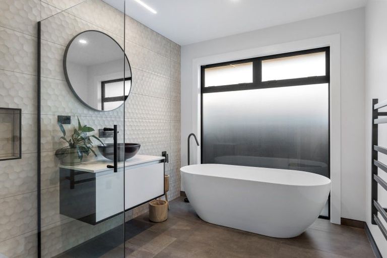 Photo of property in 16 Valour Drive, Rangiora, 7400