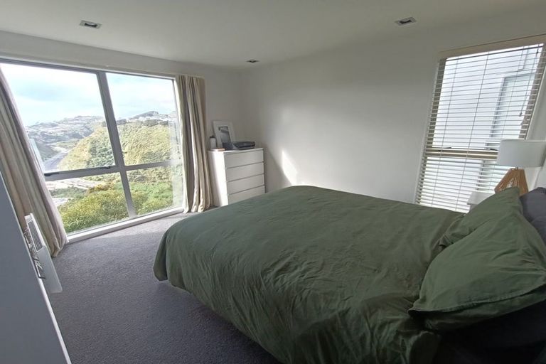 Photo of property in 37c Gurkha Crescent, Khandallah, Wellington, 6035