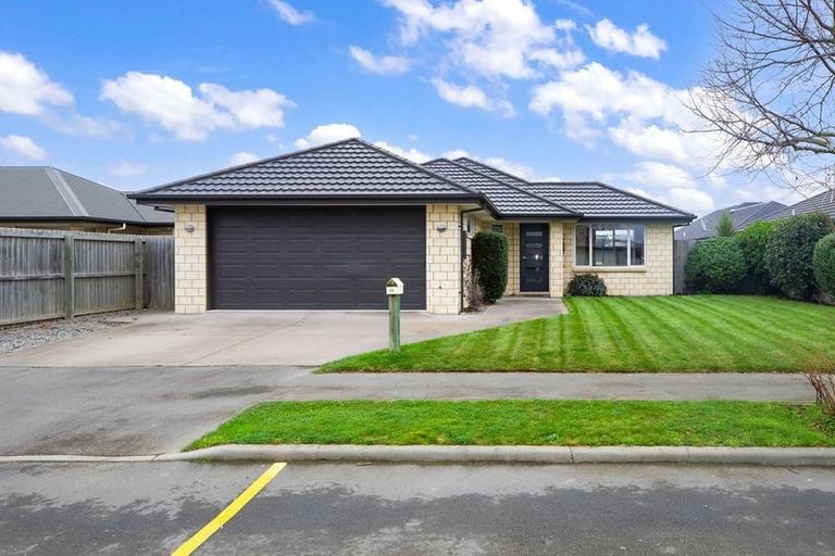Photo of property in 11 Richmond Avenue, Halswell, Christchurch, 8025
