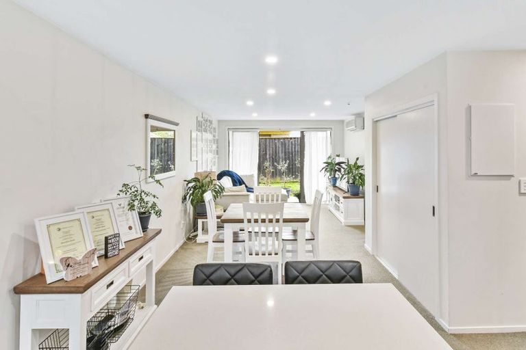 Photo of property in 4/3 Woolfield Road, Papatoetoe, Auckland, 2025