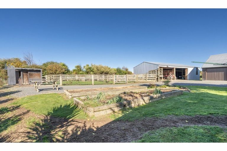 Photo of property in 242 Oreti Road, Otatara, Invercargill, 9879