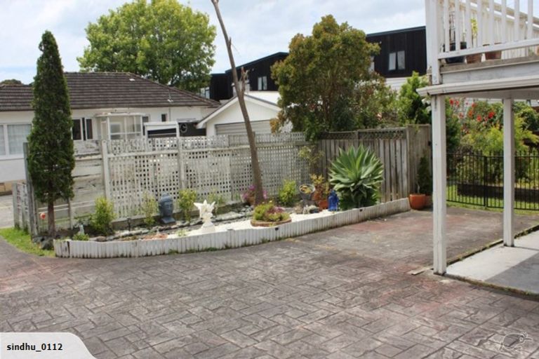 Photo of property in 1/97a Nile Road, Milford, Auckland, 0620
