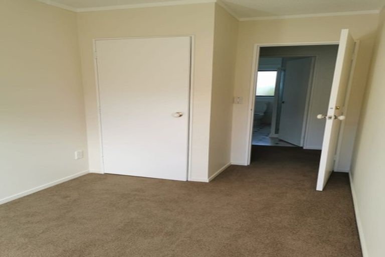Photo of property in 29 Nalanda Crescent, Broadmeadows, Wellington, 6035